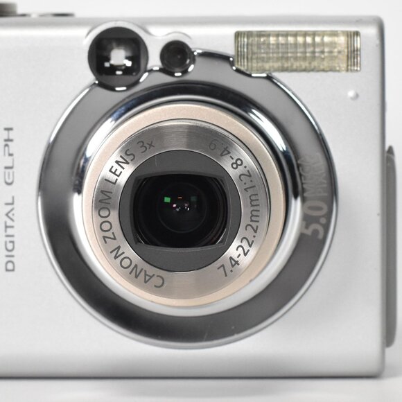 Canon PowerShot S500 Digital Elph Camera 5.0MP 3x Optical Zoom 2GB CF Card MINT - Picture 5 of 16